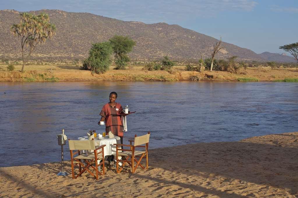 Ashnil Samburu Camp Otel Restoran fotoğraf