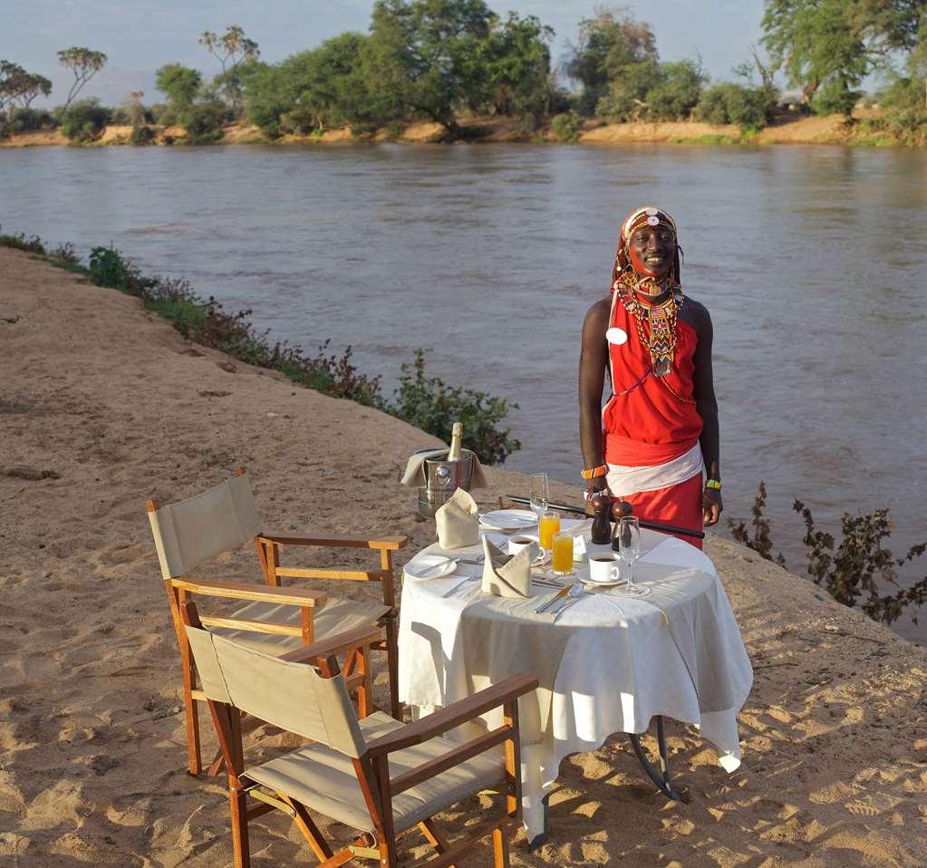 Ashnil Samburu Camp Otel Restoran fotoğraf