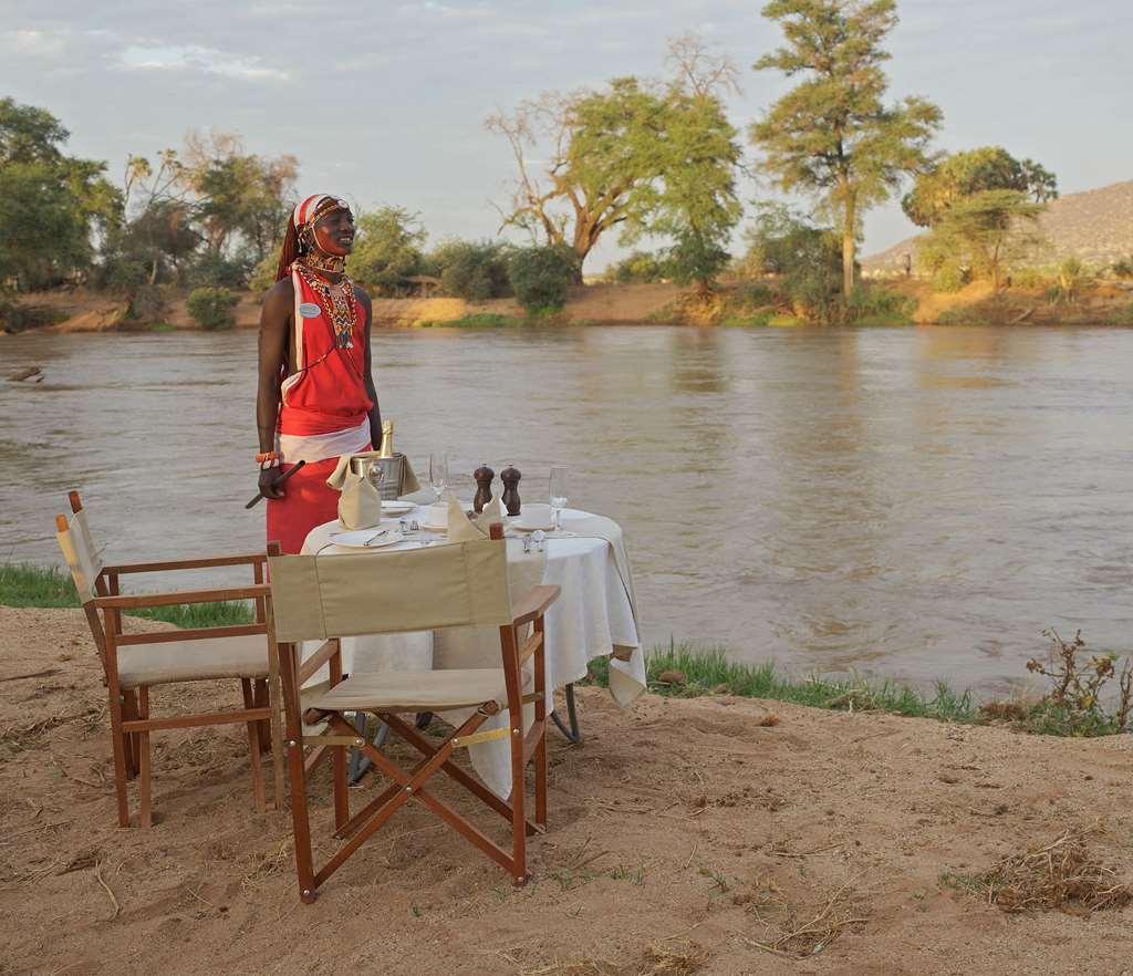 Ashnil Samburu Camp Otel Restoran fotoğraf